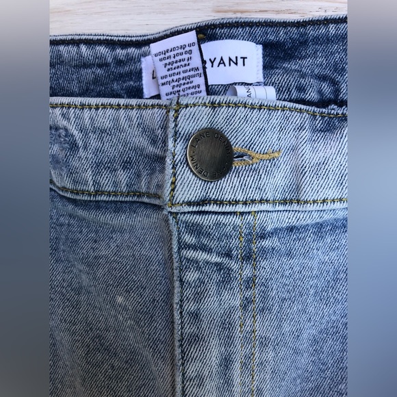 Lane Bryant High-Rise Light Wash Jeans Size 18 - Picture 4 of 8